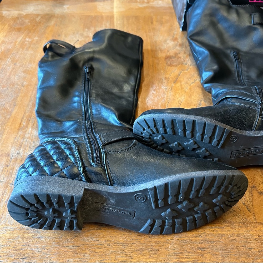 Material Girl Tall Black Slouchy Boot w/Zippers from Macy’s. Original Box. Sz 8 - Picture 4 of 16